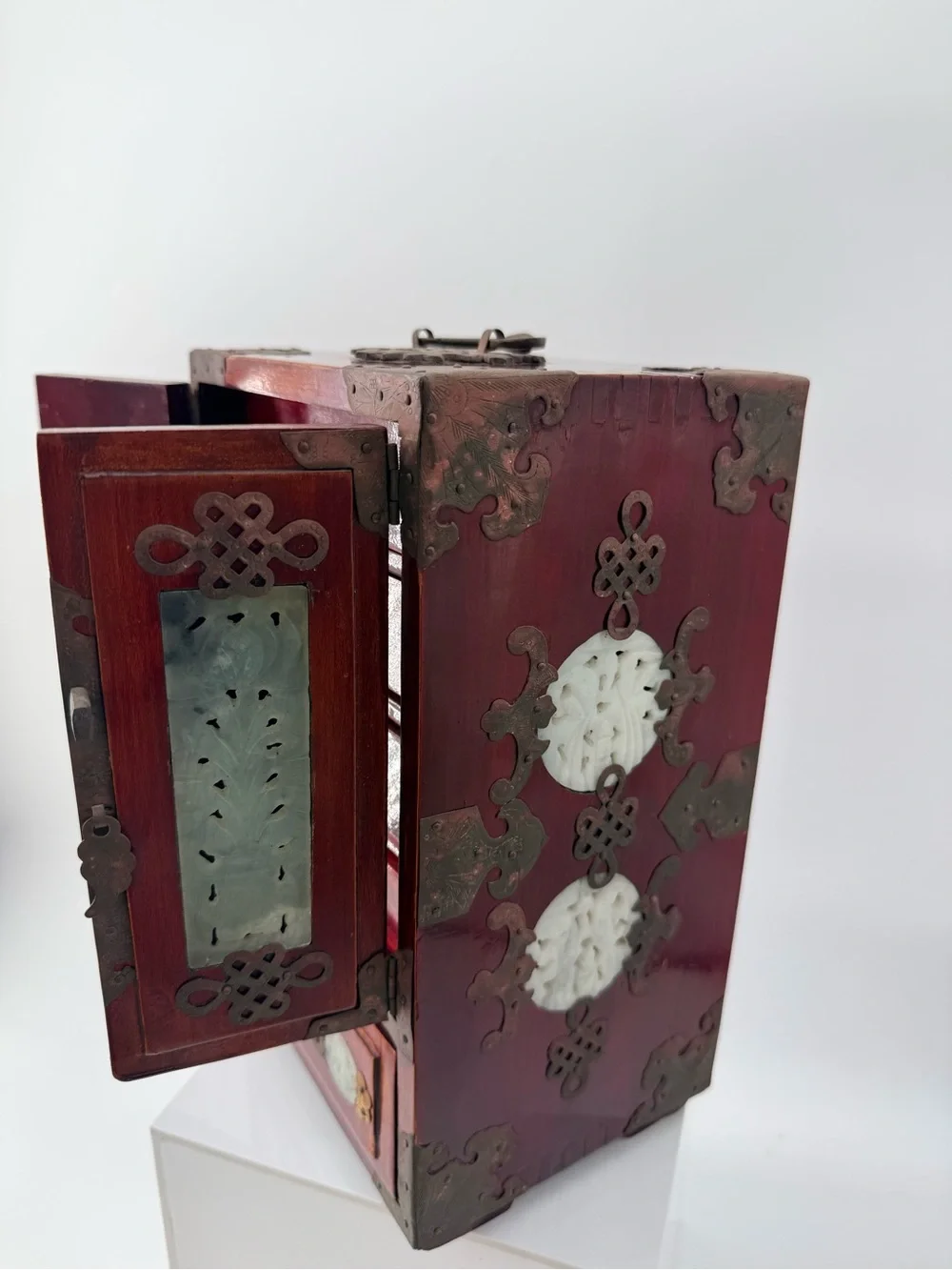 Antique-Style Red Wood Jewelry Cabinet with Jade Inlay - Unbranded